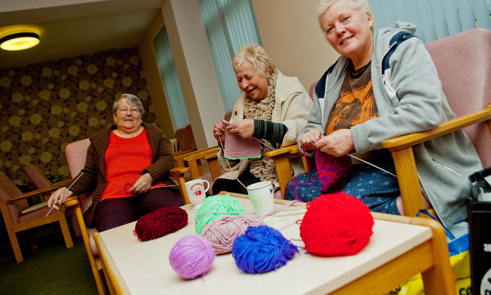 Shaftesbury events sheltered housing knitting.jpg