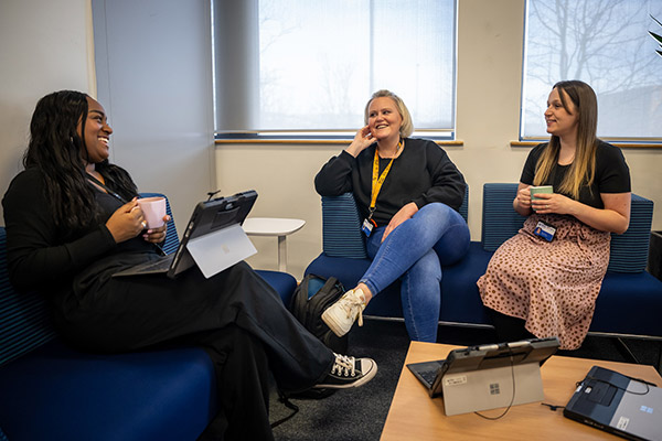 Colleagues Cta Image